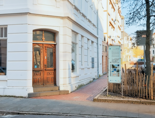 Die Eingangstür der Räumlichkeiten der ESG Lehe