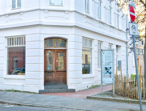 Die Eingangstür der Räumlichkeiten der ESG Lehe