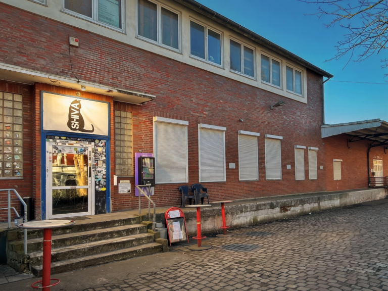 das Gebäude des Kulturbahnhofs