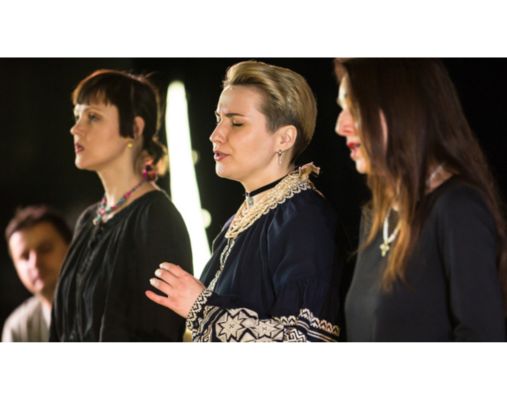 Drei Frauen singen