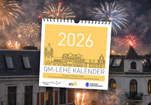 Ein kleiner Kalender mit einer 2026 darauf, vor einem Feuerwerks-Hintergrund