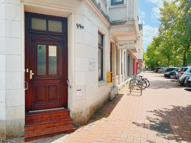 Die Eingangstür der Quartiersmeisterei Lehe